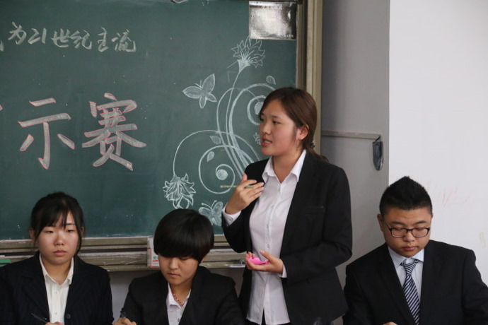 3118云顶集团官网第三届“纵横杯”新生辩论赛开幕式暨演示赛成功举行